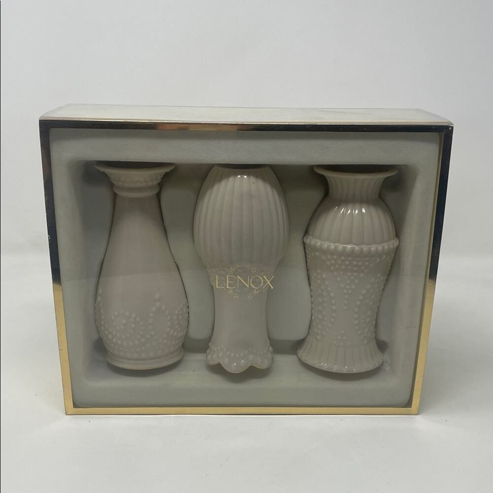 New! Vintage Lenox trio ivory porcelain bud vases with decorative beading